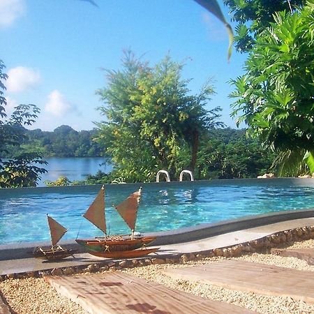 Seachange Lodge Port Vila Exteriör bild