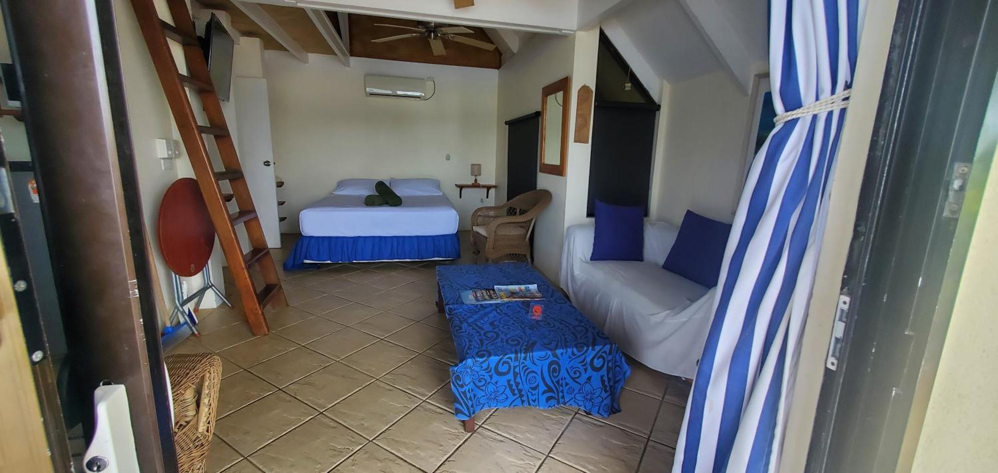 Seachange Lodge Port Vila Exteriör bild